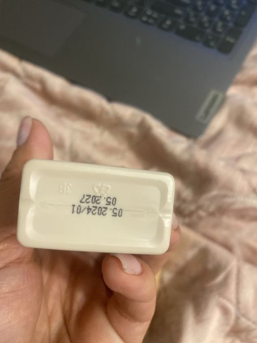 Продается тоналка estee lauder