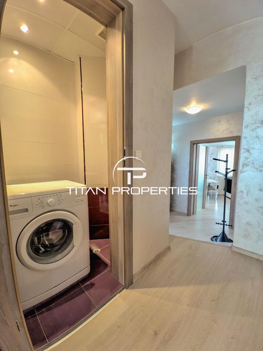 Дава се под наем Тристаен апартамент в Пловдив, Център - 120 кв.м за 550 € - Снимка #11