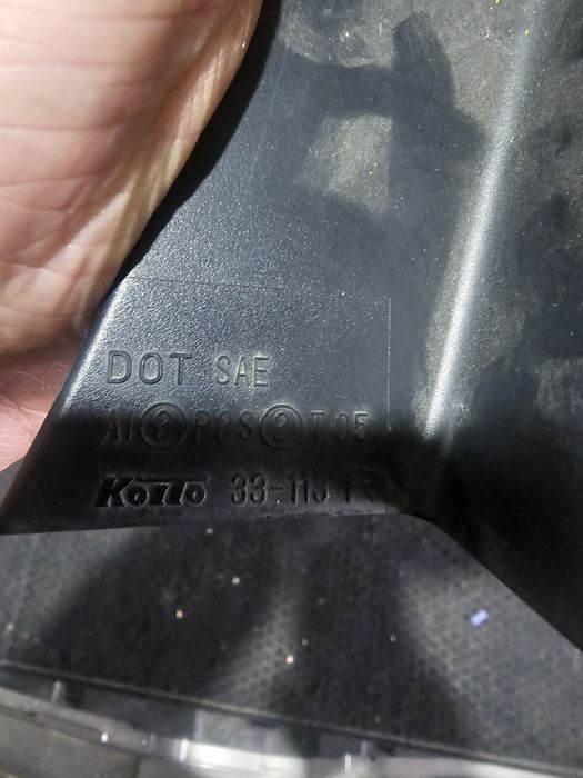 Лексус задний фонарь