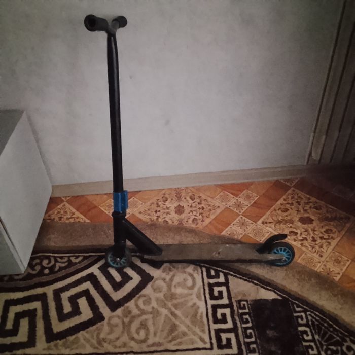 Продам трюковой самокат