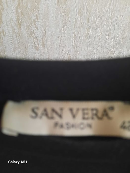 Продам женское платье