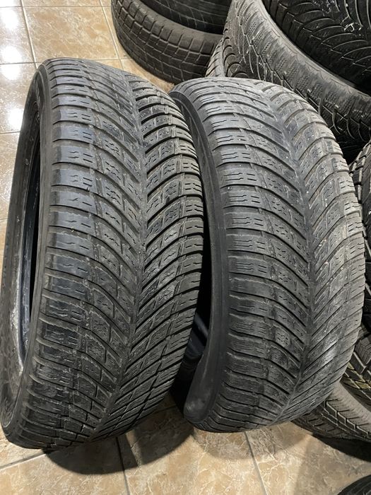Шины Germany  235/65/17,  2шт