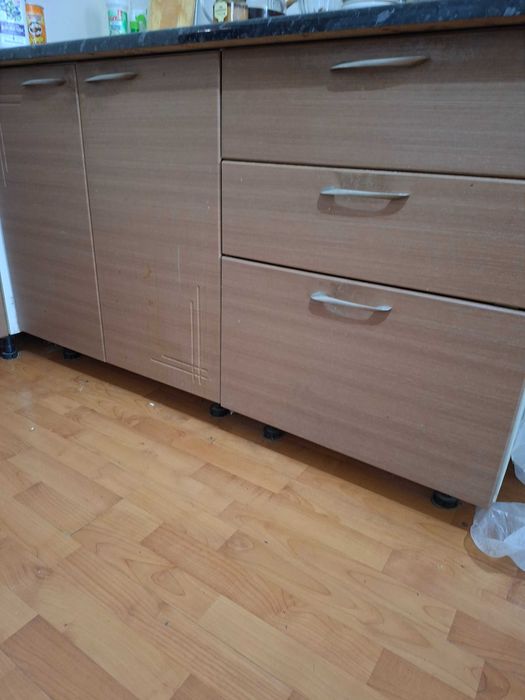 Продам кухонные шкафы