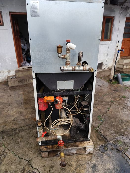 Vând centrala peleti 35kw