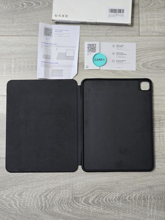 Husă ESR rotativă pentru iPad Pro 13" (2024) – Shift, Negru, Nouă