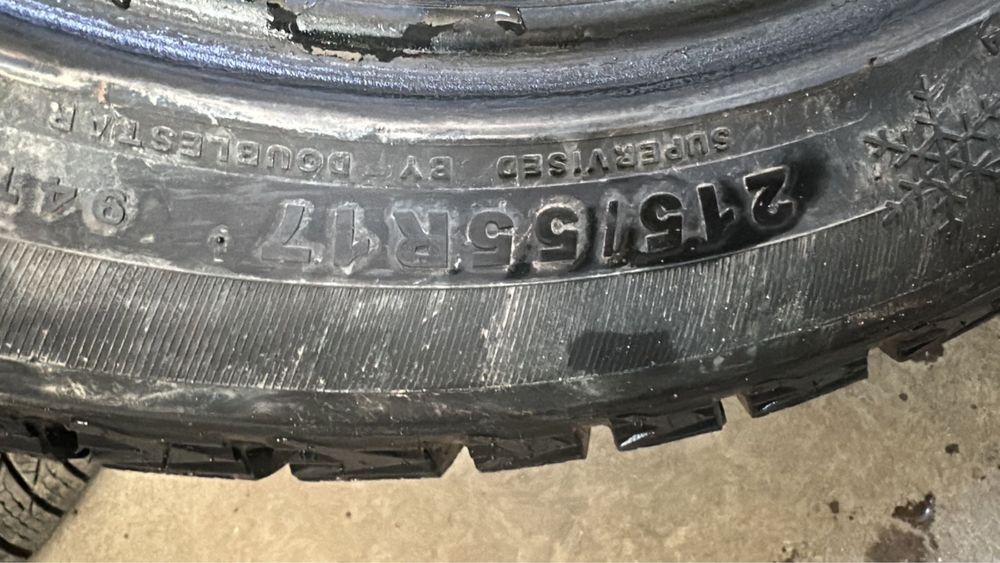 215/55/17 продам шину