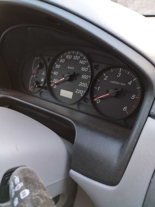 Мазда премаси Mazda premacy 2.0 дизел на части