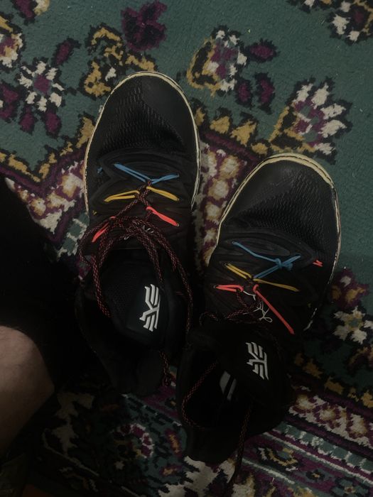 баскетбольные кроссы Кайри 6