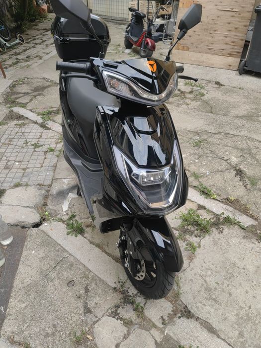 Scuter electric  ztech