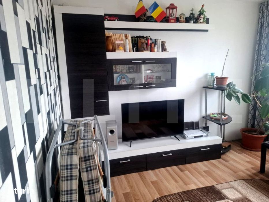 Apartament 2 camere, 44 mp, Strada 9 Mai