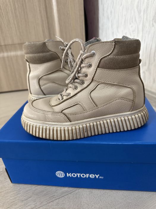 Ботинки на девочку