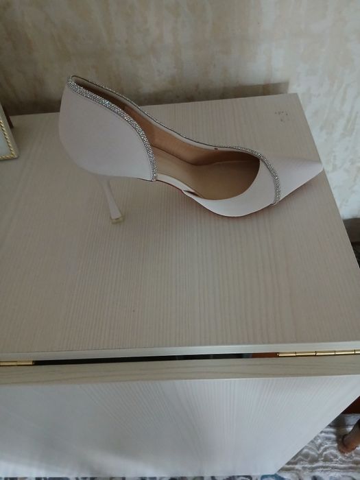 Туфли женские белые