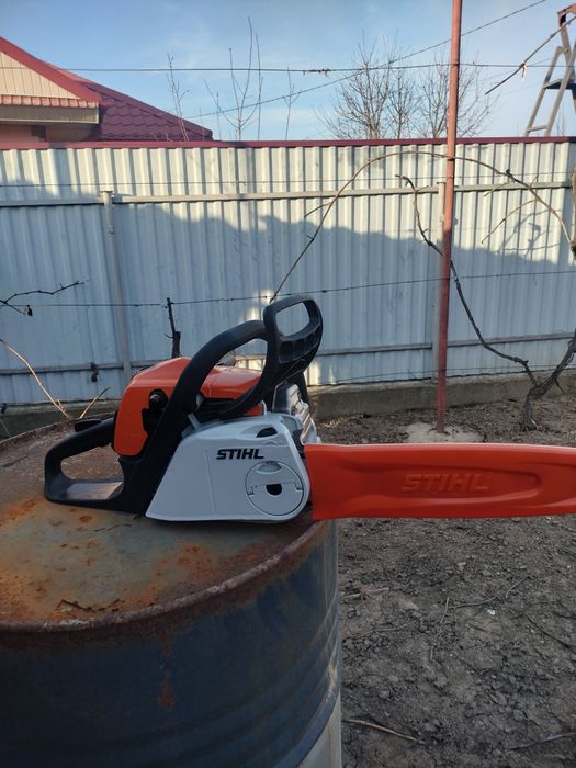 Vând drujba Stihl ms 181 C