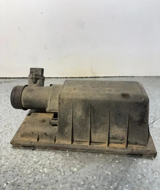 Capac carcasa filtru aer Volkswagen VW LT35 2003 2.5 TDi MT (109 hp)