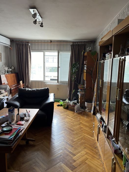 Дава се под наем Тристаен апартамент в Перник, Васил Левски - 95 кв.м за 459 € - Снимка #4