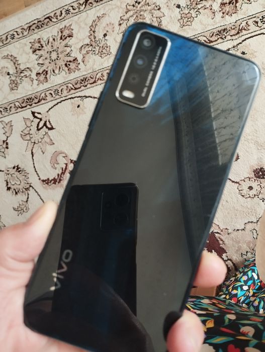 Продам три телефона в хорошем состоянии