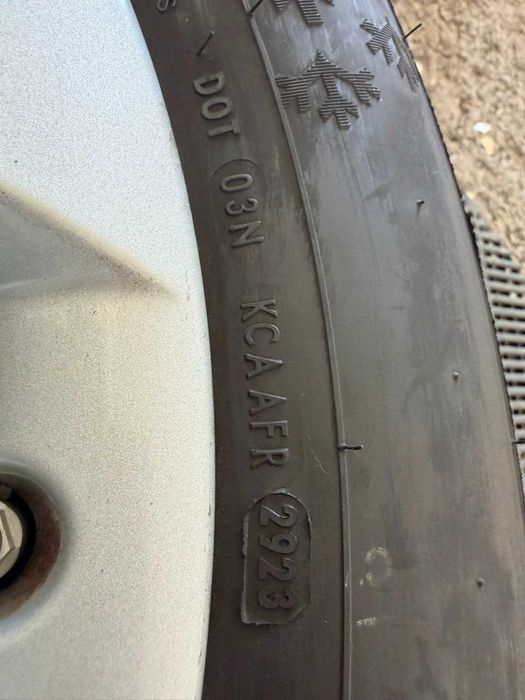 Jante cu anvelope vara 225 55 R17 Ceat Winterdrive dot23 9mm Bmw F48 F39 X1 X2 style 564 stare impecabila