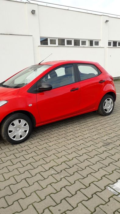 Mazda 2 recent adusa