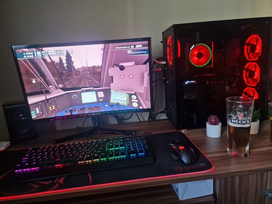 Vând pc COMPLET !( Doar complet)