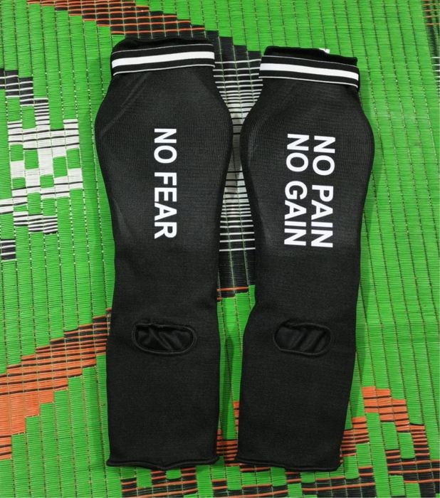 Tibiere pentru picioare, pentru kickboxing/MMA