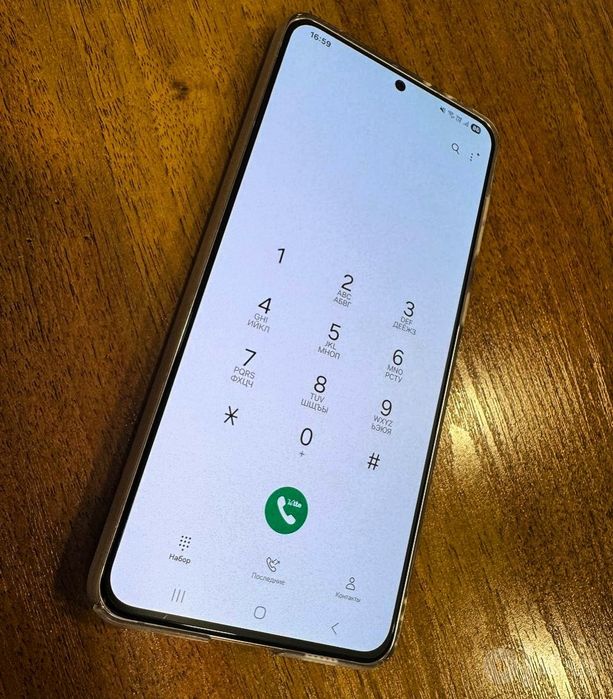 Срочно Samsung Galaxy S21+ ИДЕАЛ