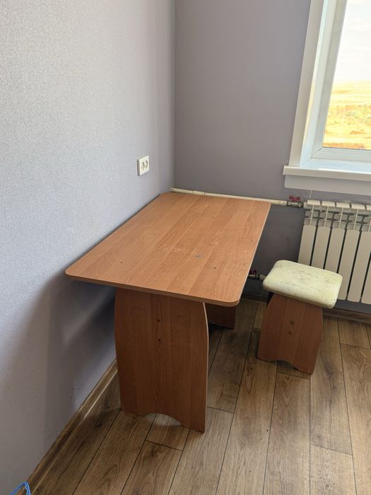 Кухонный гарнитур, в хорошем состояние