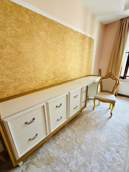 Vand comoda mobilier