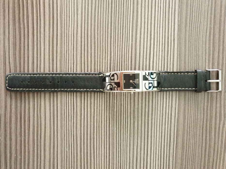Дамски Часовник Guess оригинален