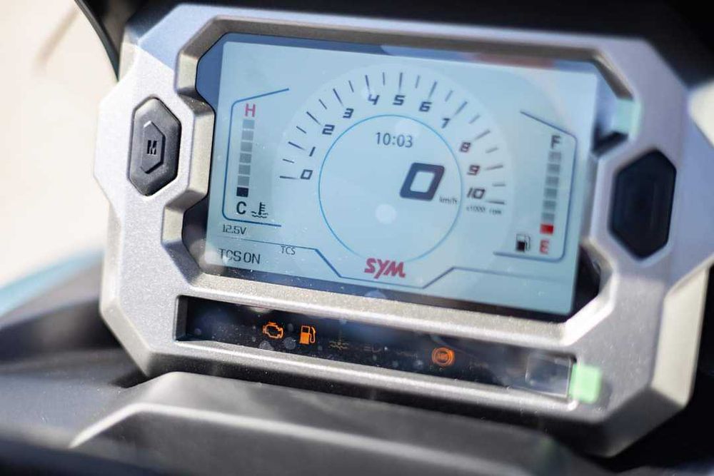 Scuter cu ABS si TCS ! SYM ADX 125 cc, - PermisB , Rate !