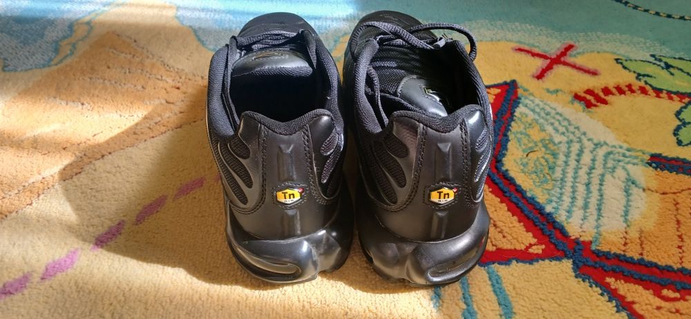 Nike tn negri 45
