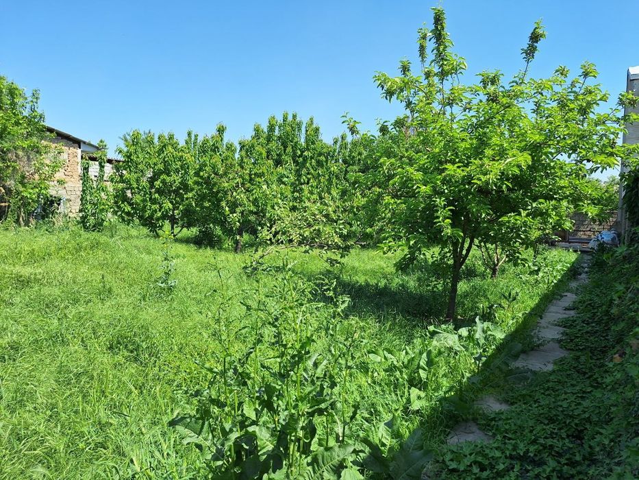 7 сотих ховли сотилади