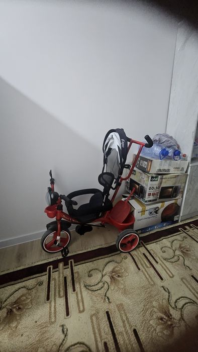 Велоколяска продаётся
