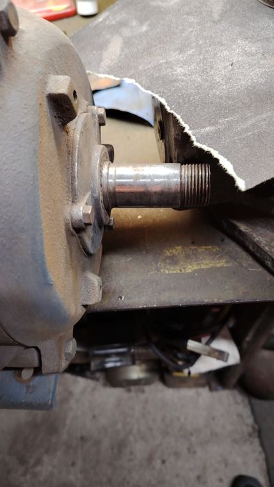 Продам электродвигатель.