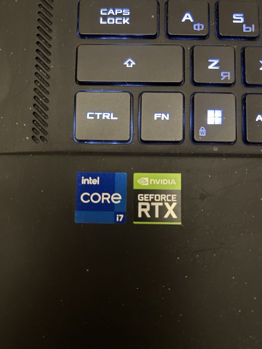 ASUS ROG Zephyrus M16