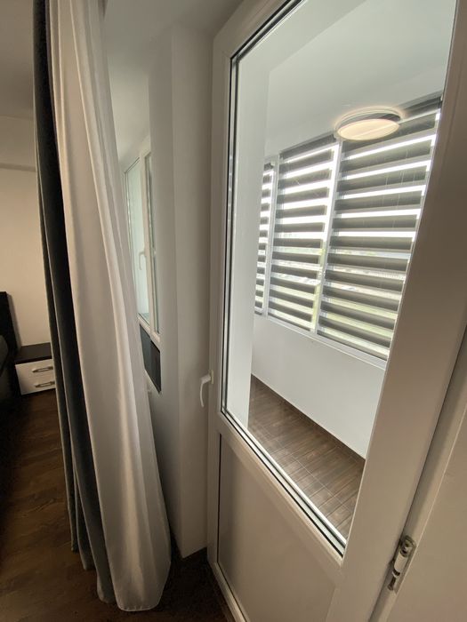 Inchiriez apartament