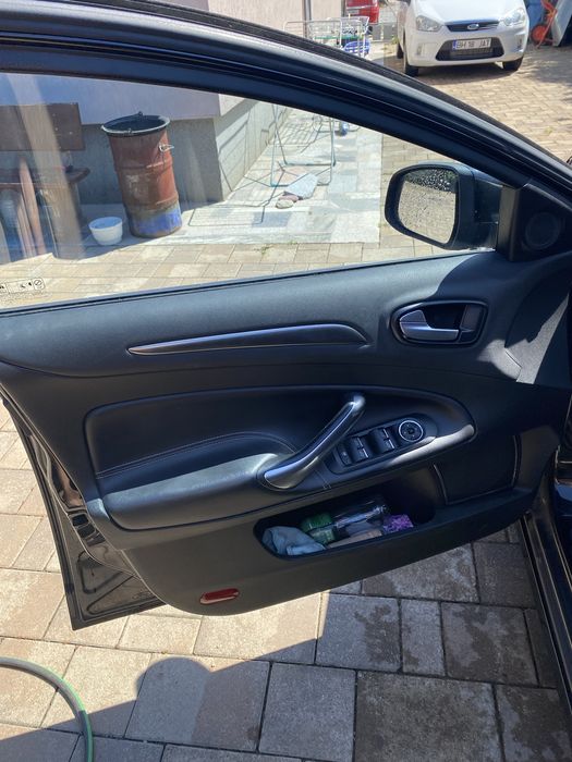 Ford Mondeo 2.0 benzina turbo