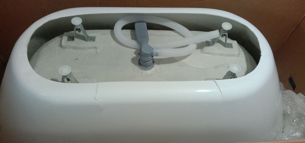 Новая акриловая ванна