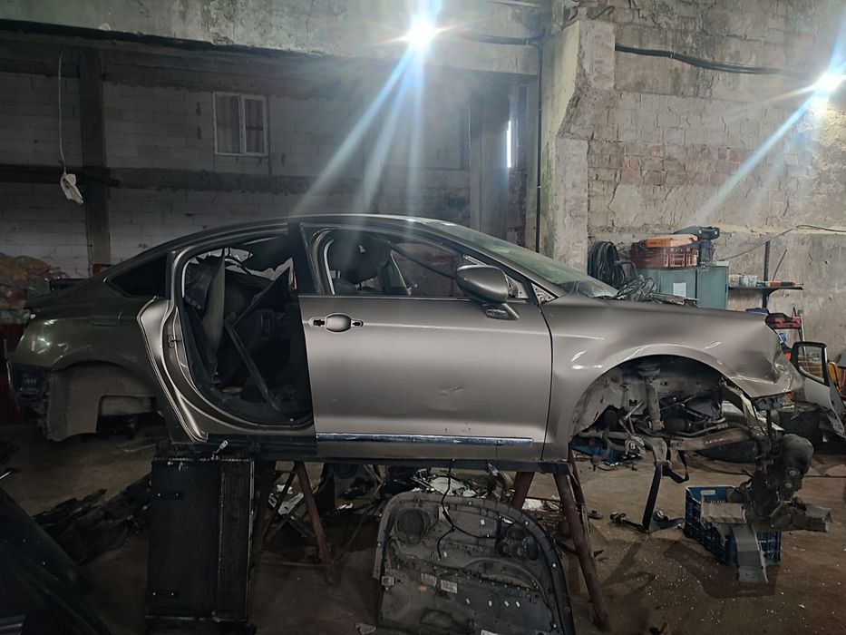 Dezmembrez Citroen C5 - 2 (2008 - 2017), 1.6 hdi dv6c, manual, dv6c