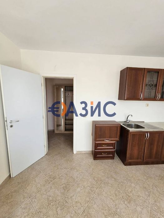 Продава се Едностаен апартамент в Несебър - 51 кв.м за 1089 €/кв.м - Снимка #8