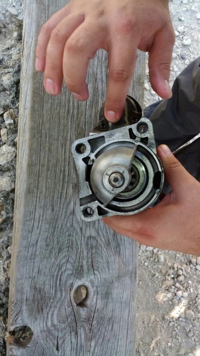 Стартер за Ескорт.