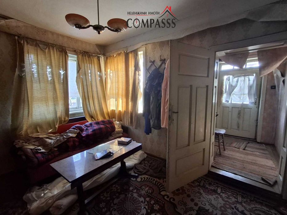 Продава се Къща в с. Преселенци, Област Добрич - 120 кв.м за 225 €/кв.м - Снимка #3