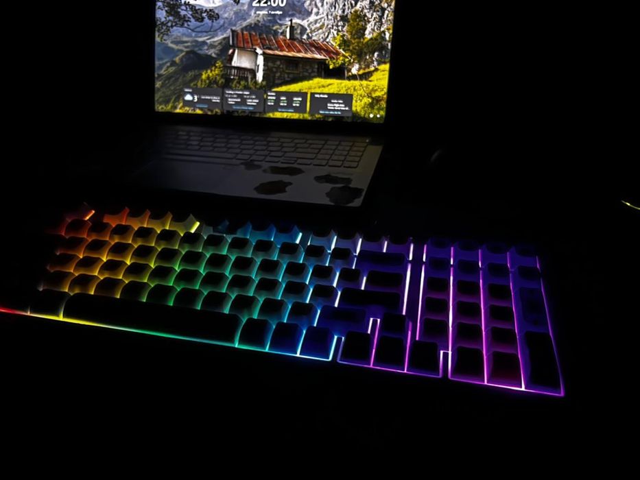 Фильтр и клавиатура для ноутбука