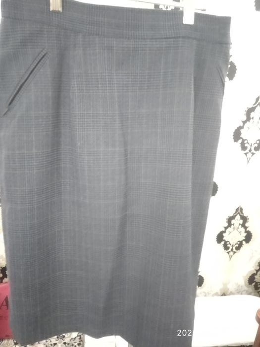 Юбка шерстяная фабричная,по фигуре.