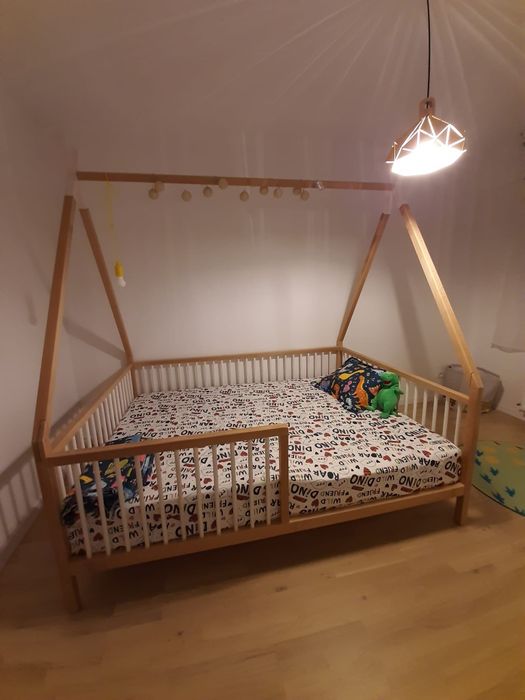 Vând pat montessori 140x200