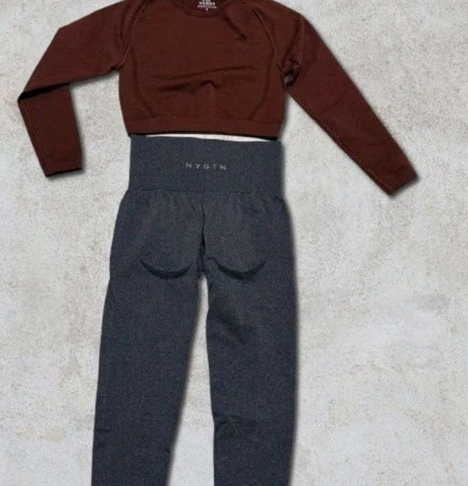 Set top Oace și colanți NVGTN S