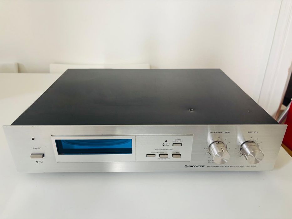 Pioneer Reverb SR-303