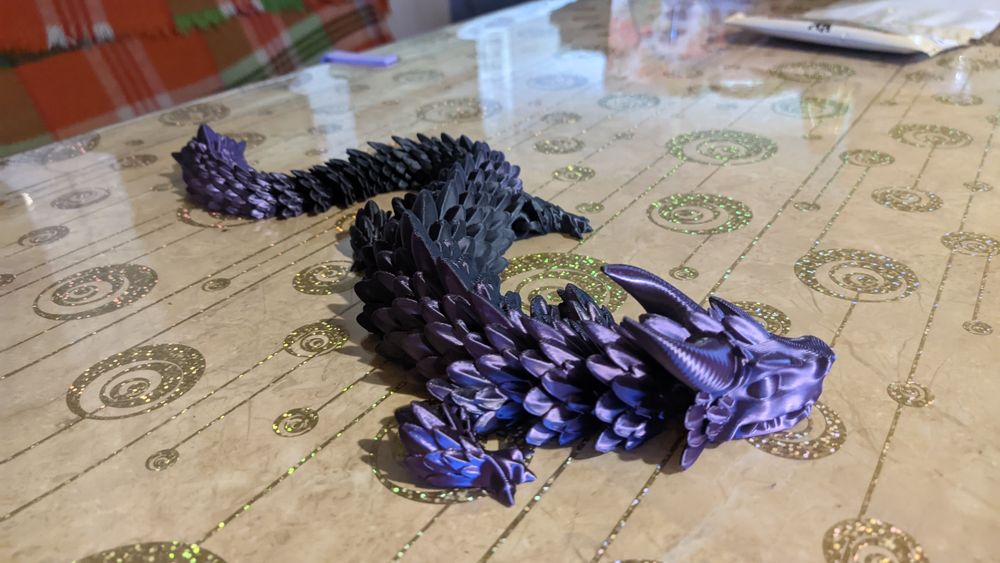 Артикулиращ Дракон! Уникален цвят!