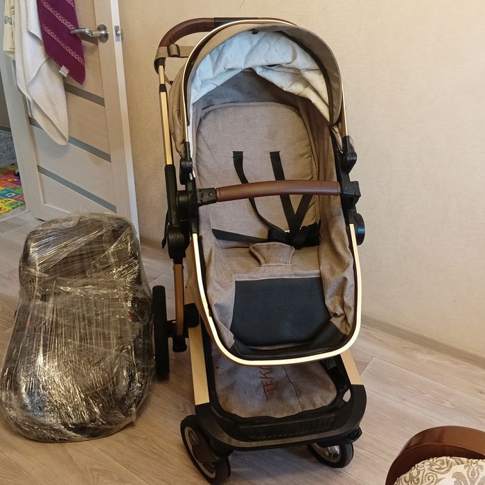 Продам детскую коляску