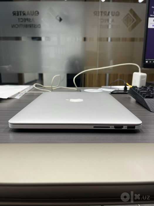 Macbook Pro 2015 ideal 10/10