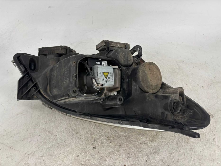 Far stanga Opel Astra h cu bi-xenon an 2006